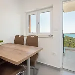 Bella Vista