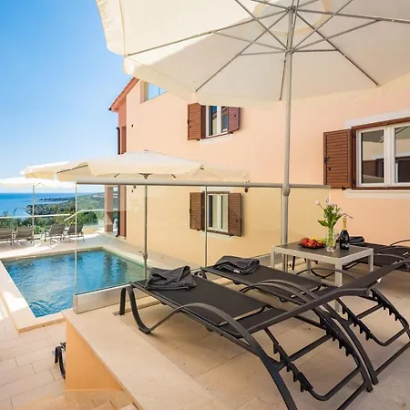 Bella Vista 3*